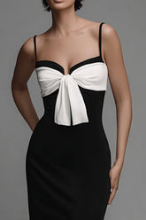 Schleife Spaghettiträger Schwarzes Ballkleid mit Schlitz